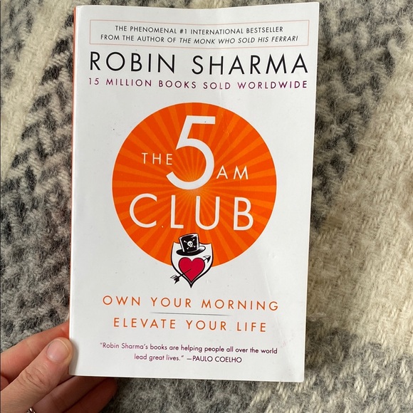 The 5 AM Club Book by Robin Sharma - Picture 1 of 1